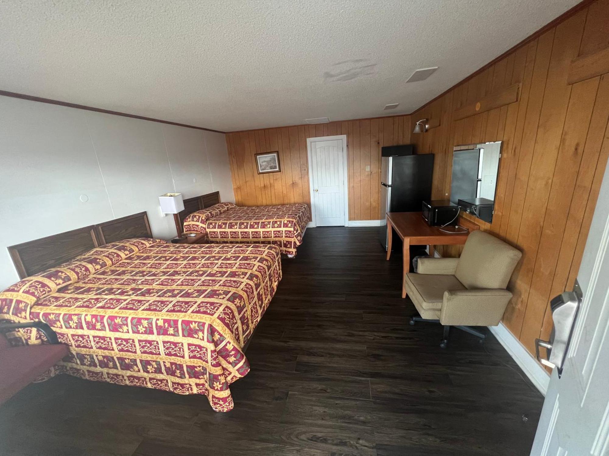 Pinelodge Motel Baxley Exterior foto